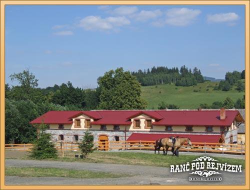 Ranc Pod Rejvizem Zlaté Hory Exterior foto